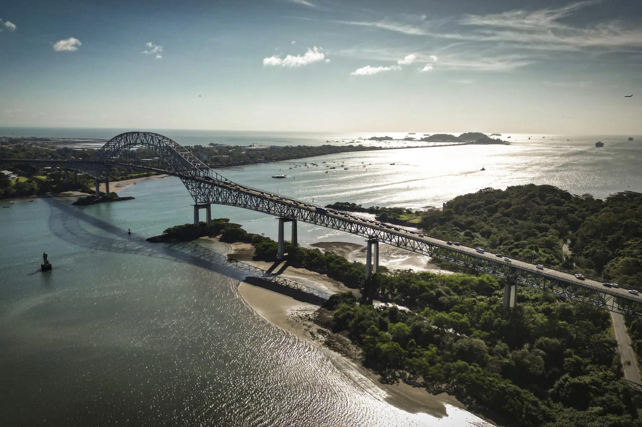 Panama Kanalı'nda kuraklık nedeniyle gemi trafiği yeniden kısıtlanıyor