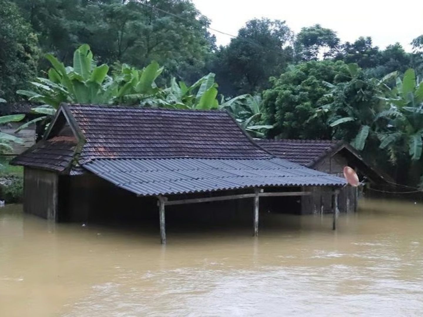 Vietnam'da selden ölenlerin sayısı 36'ya yükseldi