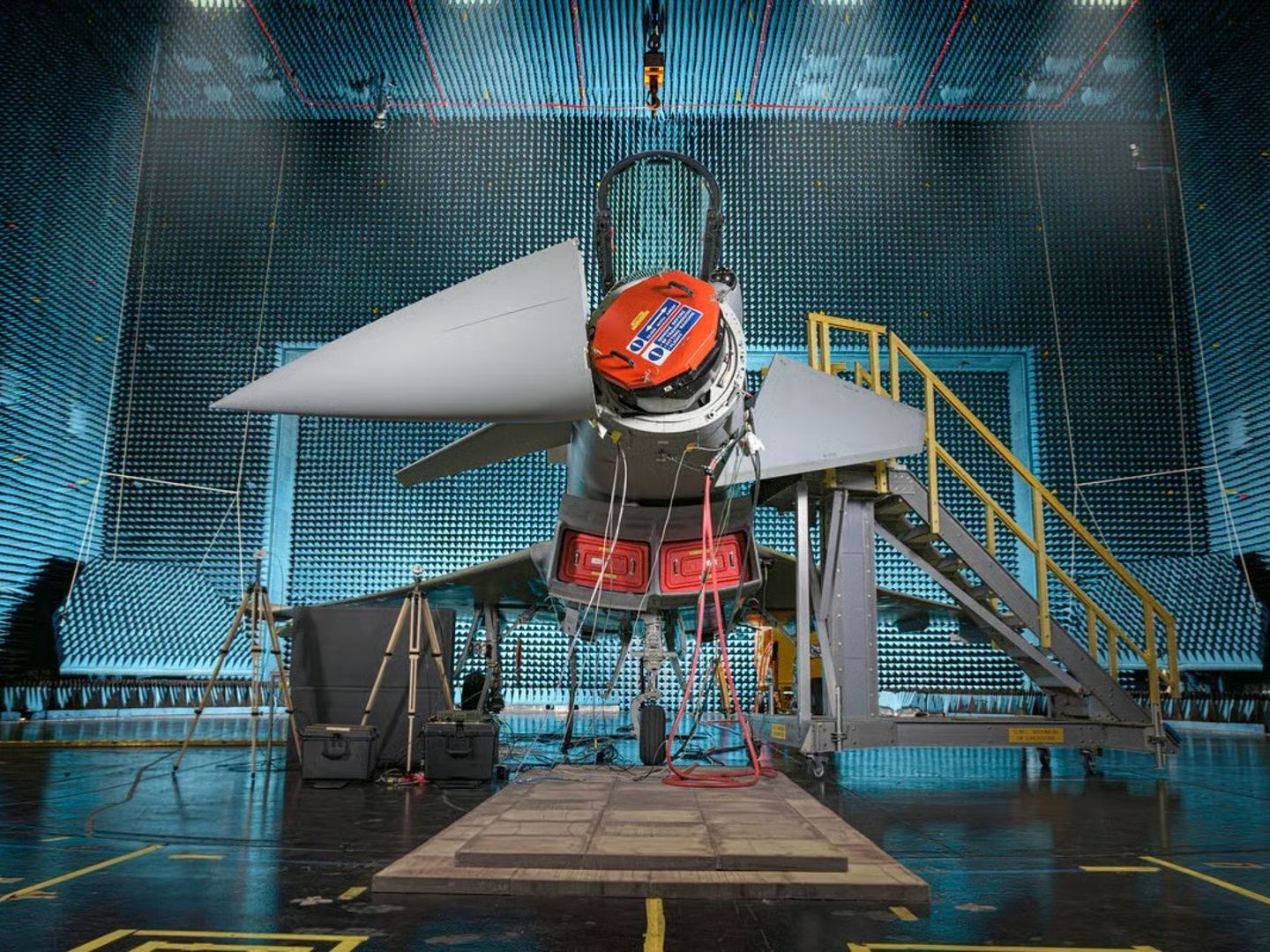 Türkiye’nin Eurofighter uçaklarında ECRS Mk0 AESA radarın kullanılacağı iddia edildi