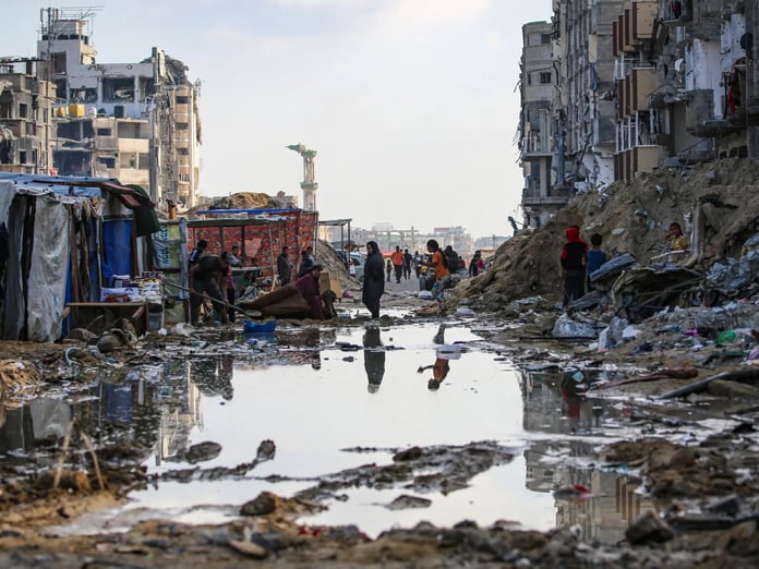 İsrail ordusu yardım bekleyen Filistinlilere topçu ateşi açıldığını kabul etti