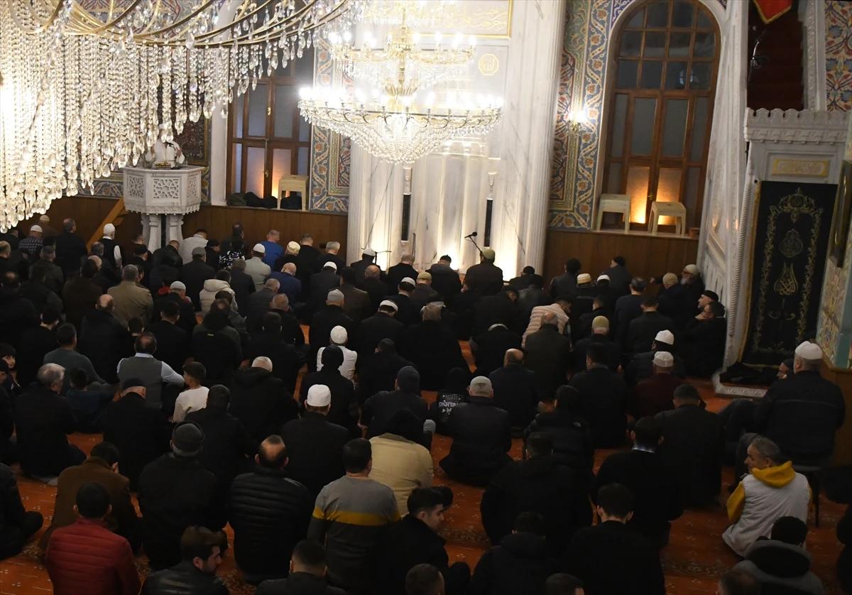 Yurt genelinde Kadir Gecesi idrak edildi