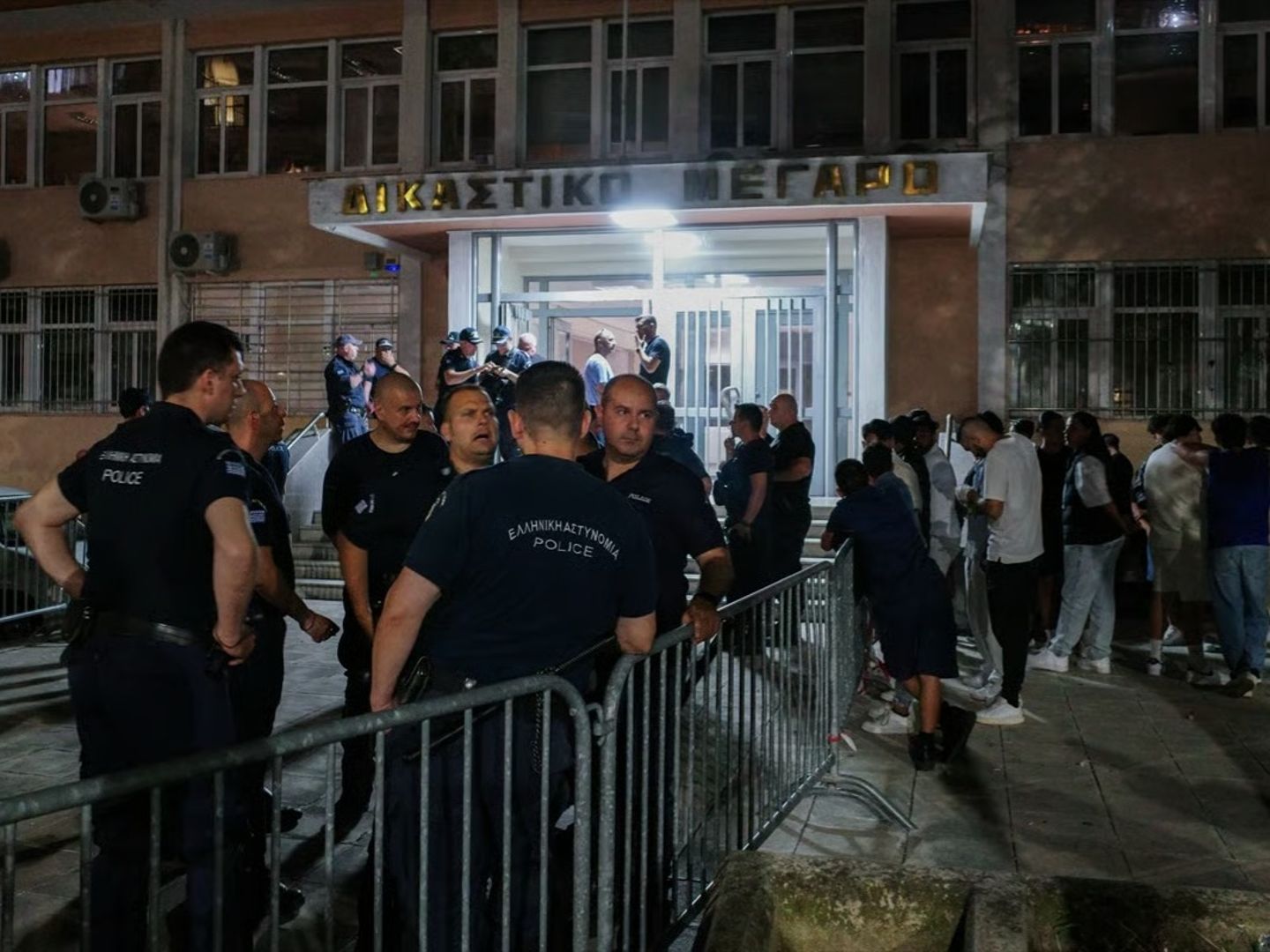 Batı Trakya Türklerinden Çınar Camisi davasında çıkan mahkeme kararına sert tepki