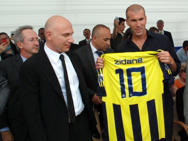 Fenerbahçe'de teknik direktörlük satrancı: Mourinho'nun tazminatı ve Zidane iddiaları