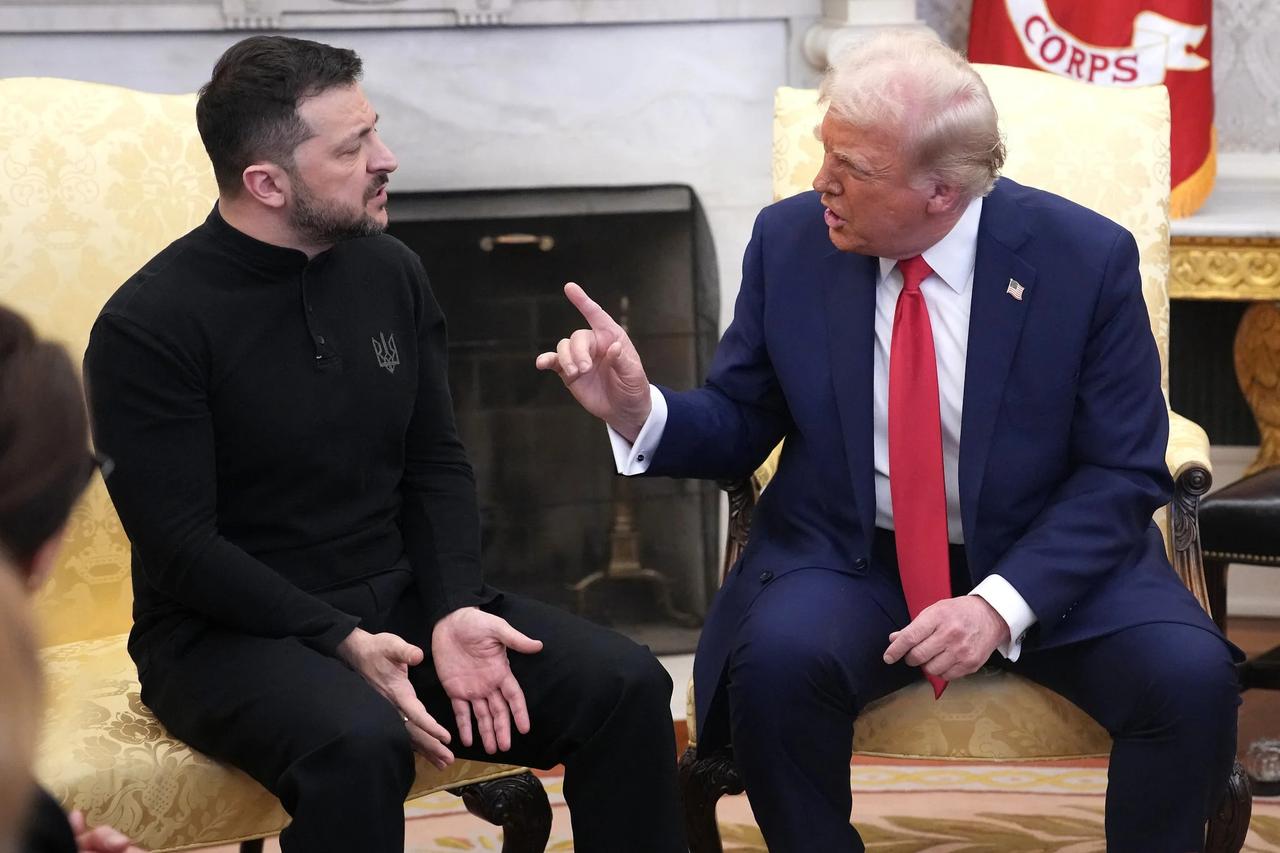 Trump, Ukrayna'ya askeri yardımı kesti!