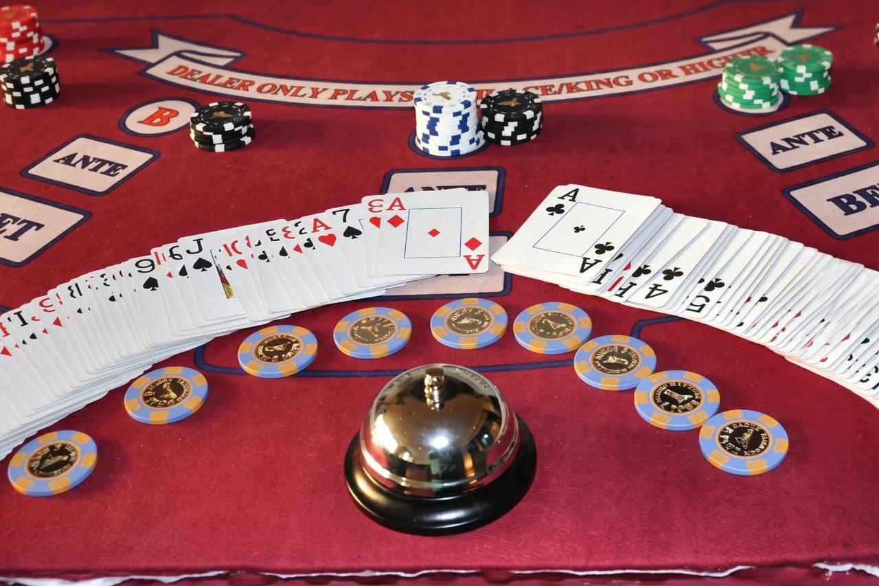 Sahte derneğe çilingirli baskın! Ankara'da 'erkete'li kumar şebekesi çökertildi