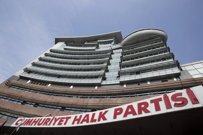 Gaziosmanpaşa’da başkanvekilliği AK Parti’ye geçti