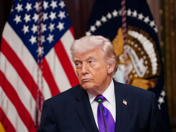 Trump Küba’yı açıktan askeri müdahaleyle tehdit etti