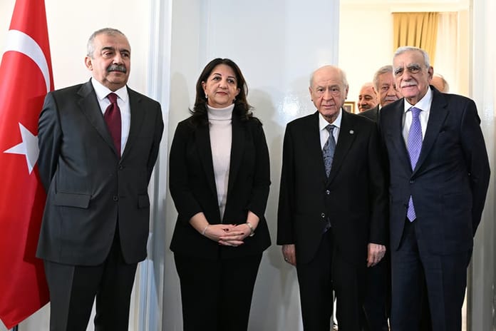 “Terörsüz Türkiye” sürecine halk desteği: Yüzde 61 olumlu buluyor