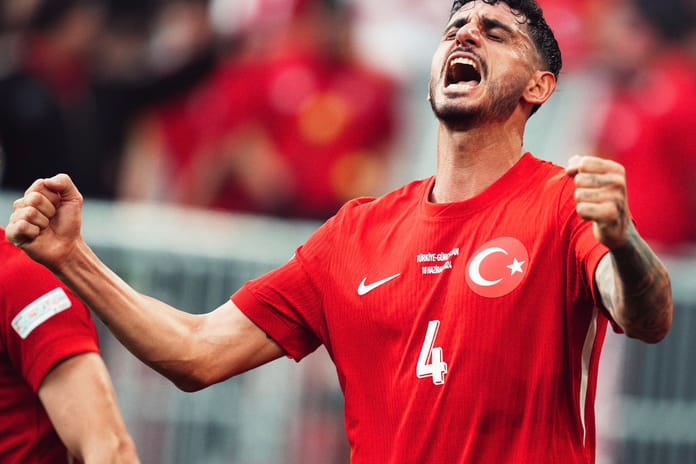 Vazgeçmediği isim: Samet Akaydin