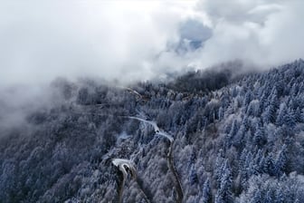 Rize ve Artvin beyaza büründü