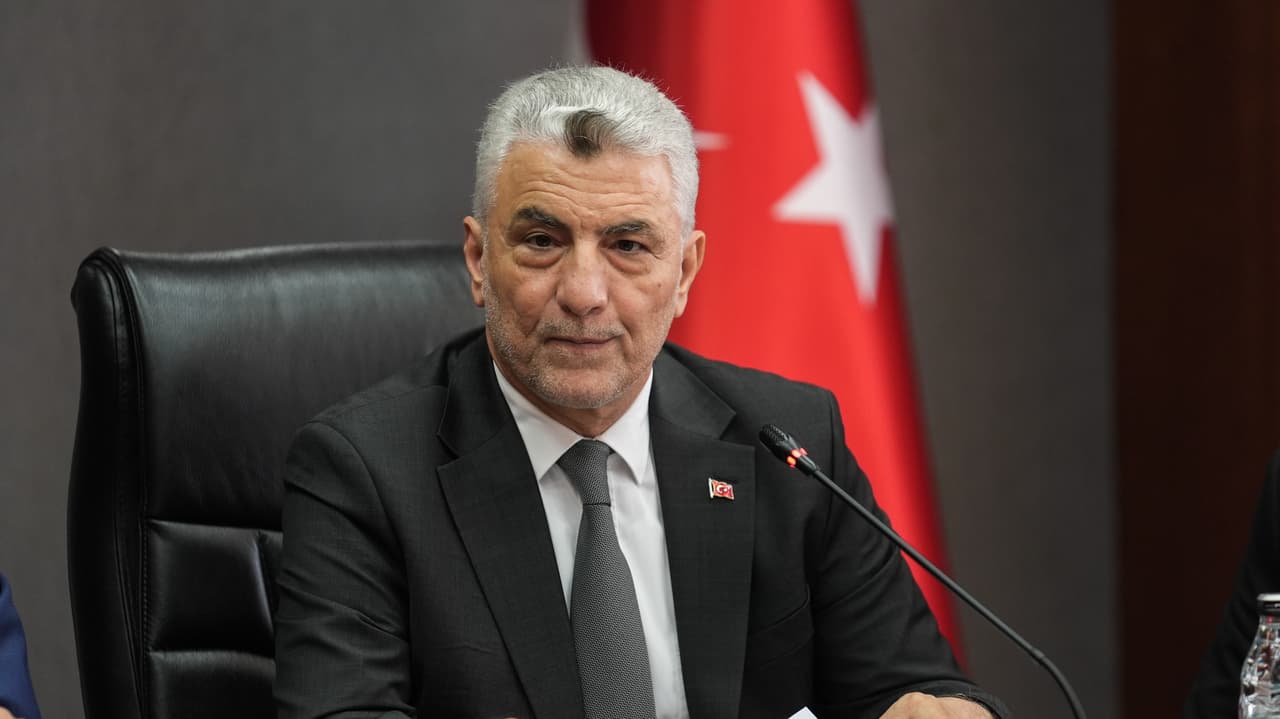Bakan Bolat duyurdu: İhracatta Ağustos rekoru
