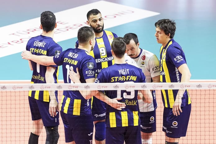 Fenerbahçe Efeler Ligi'ni üçüncü tamamladı