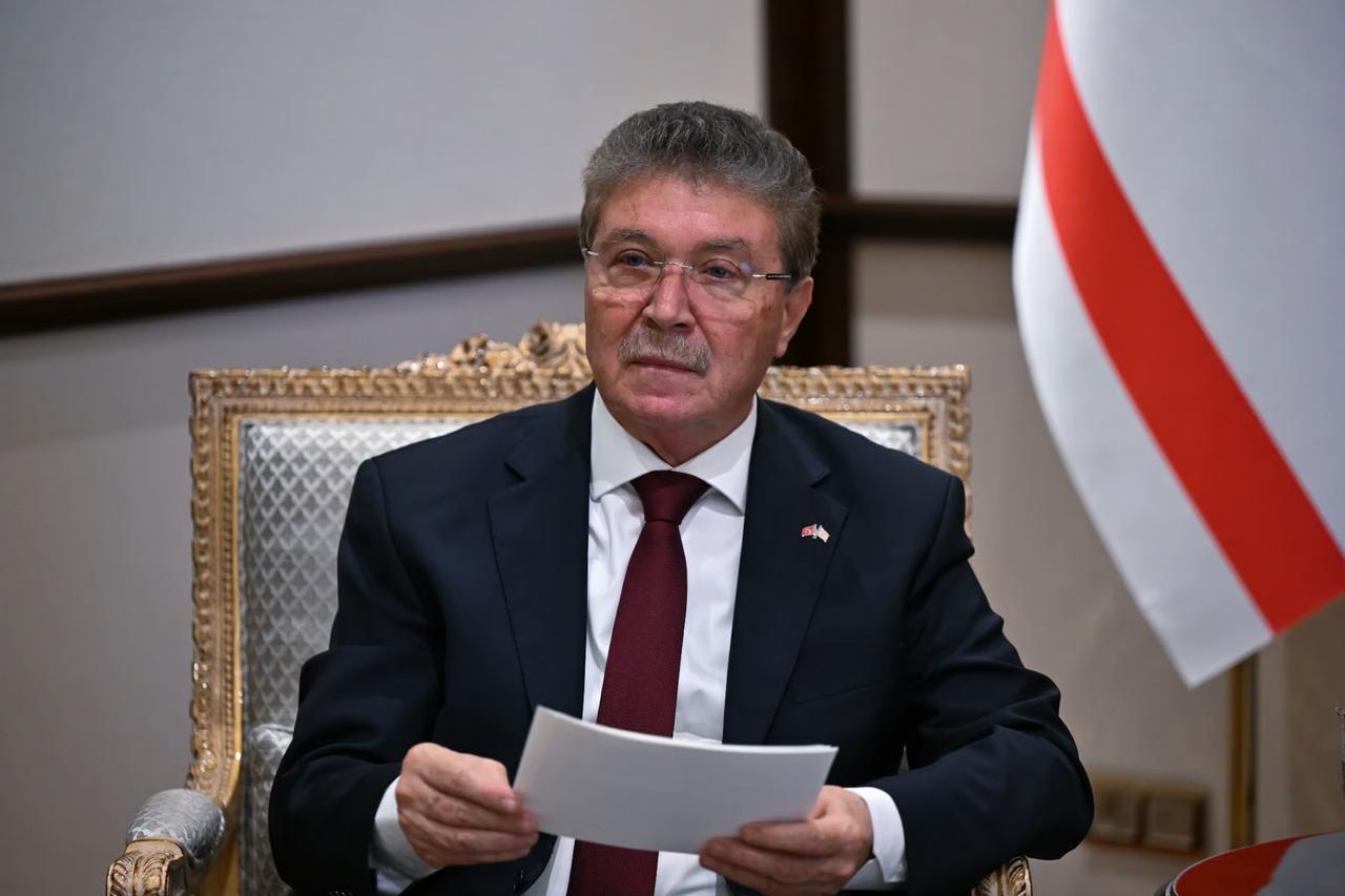 Üstel'den kritik Kıbrıs açıklaması: Türk varlığı ebediyen yaşayacak