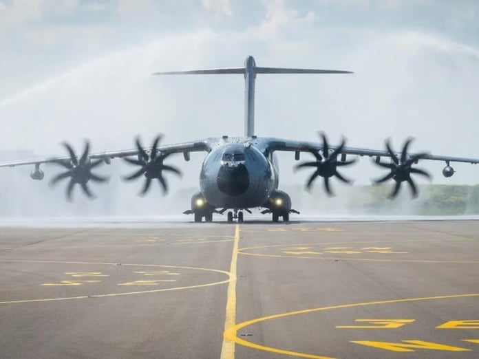 Fransa ve İspanya, Airbus A400M uçağının geliştirilmesi için stratejik iş birliği kurdu