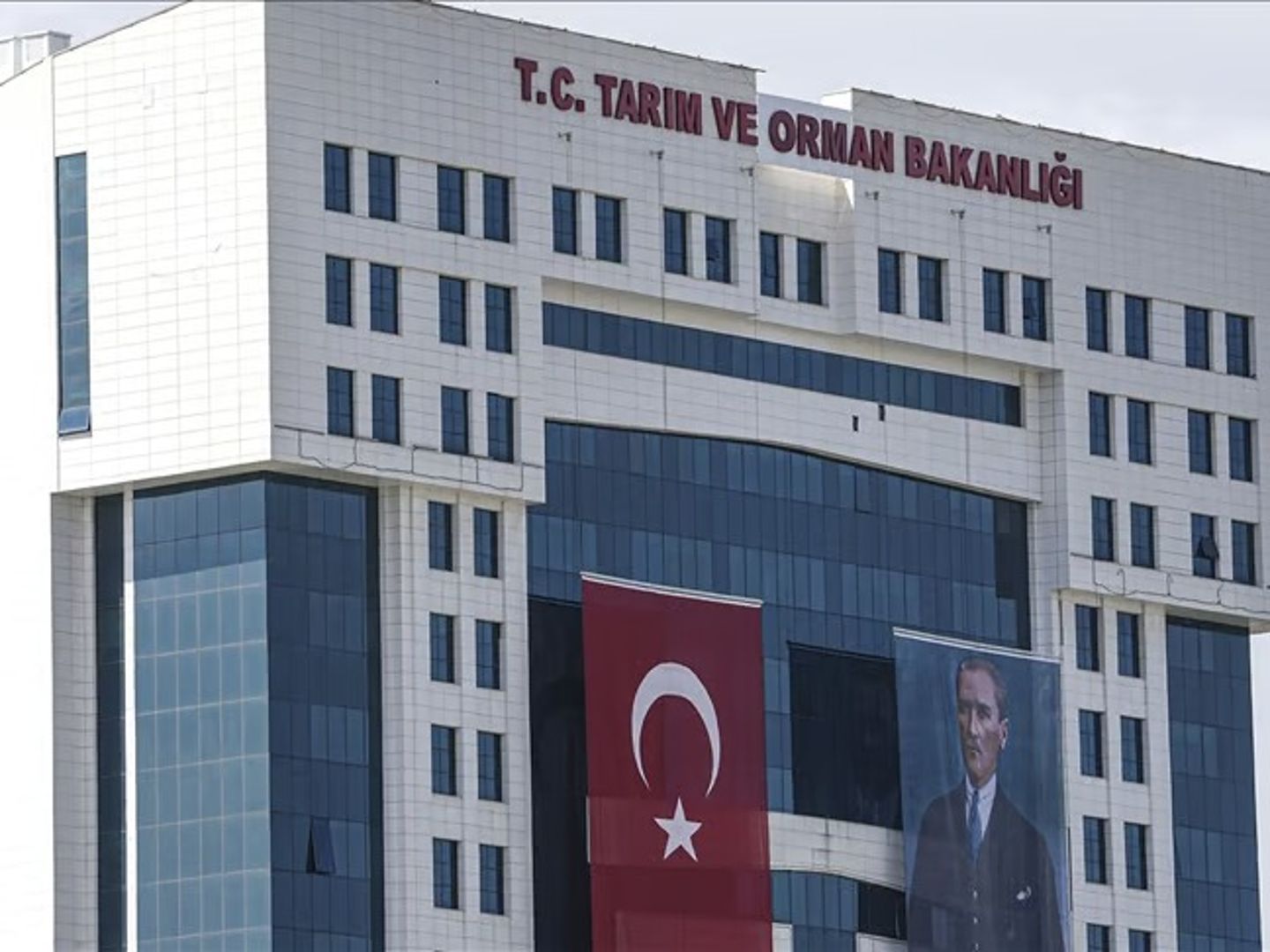 Bitkisel üretimde kriz: Türkiye'de 669 zararlı organizma tespit edildi