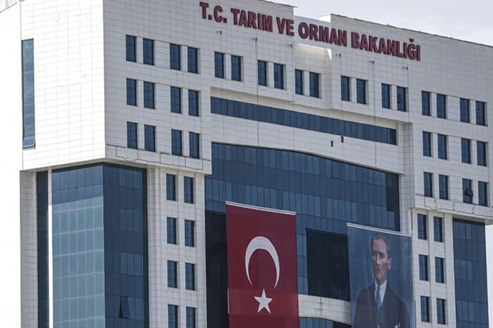 Bitkisel üretimde kriz: Türkiye'de 669 zararlı organizma tespit edildi