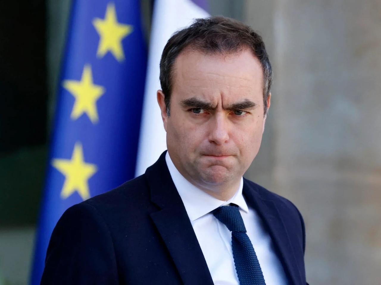 Fransa erken seçim hazırlığında