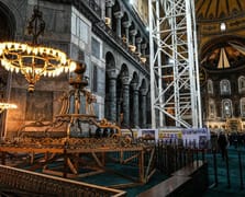 Ayasofya'daki güçlendirme çalışmalarında tartışma: Kubbede dev vinçler kullanılacak