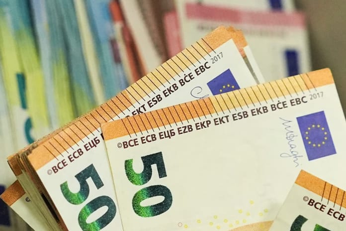 Euro kaç TL? 29 Aralık Euro/TL kuru alış-satış ne kadar?