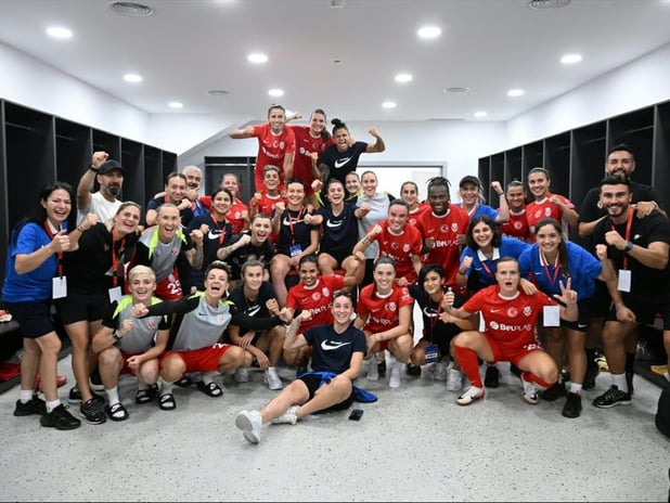 ABB FOMGET Kadın Futbol Takımı, Neftçi'yi devirerek UEFA Şampiyonlar Ligi elemelerinde finale yükseldi