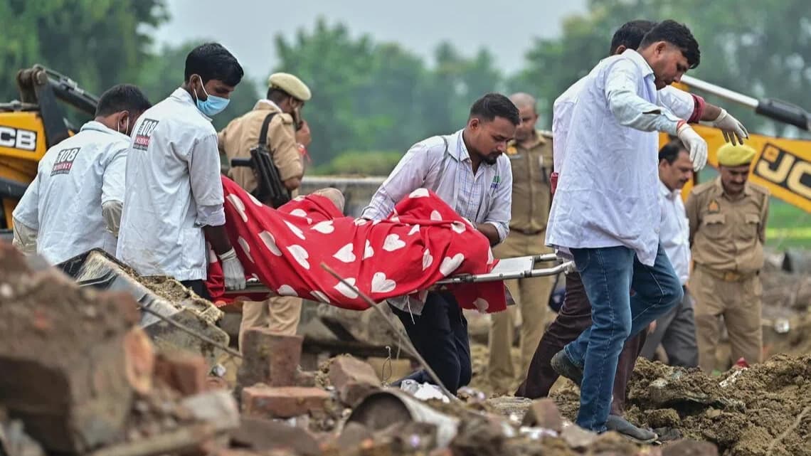 Hindistan’da havai fişek fabrikasında patlama: 11 kişi hayatını kaybetti