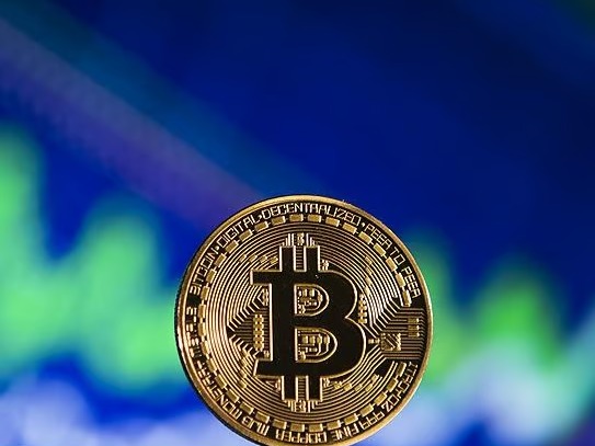 Bitcoin Nisan ayından bu yana en düşük seviyeye geriledi