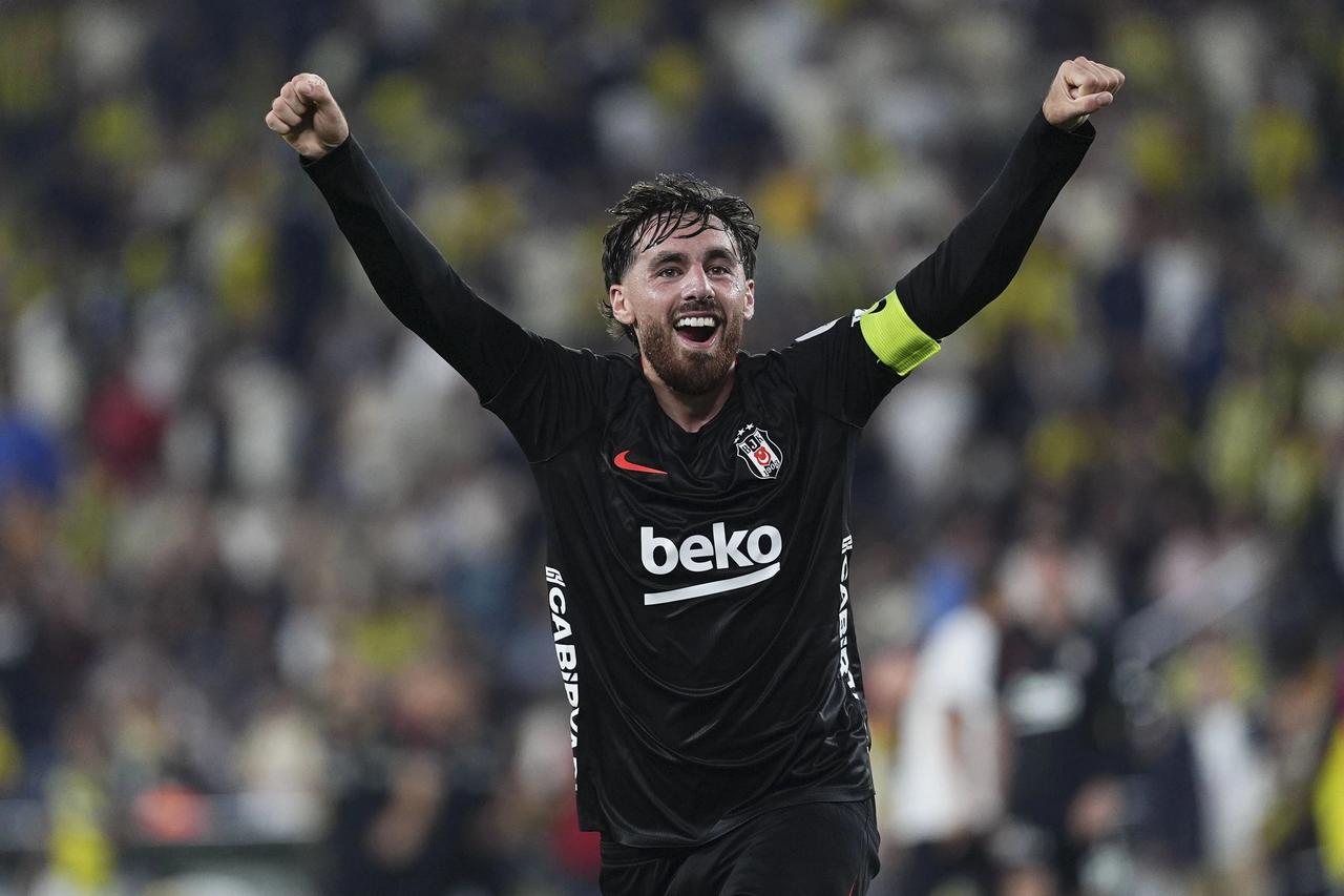 Beşiktaş yönetimi UEFA'nın kapısını çaldı