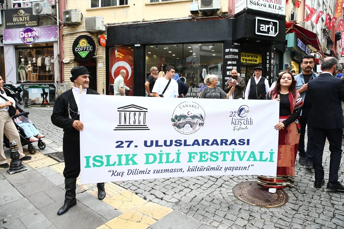 Giresun sokaklarında yürüyüş