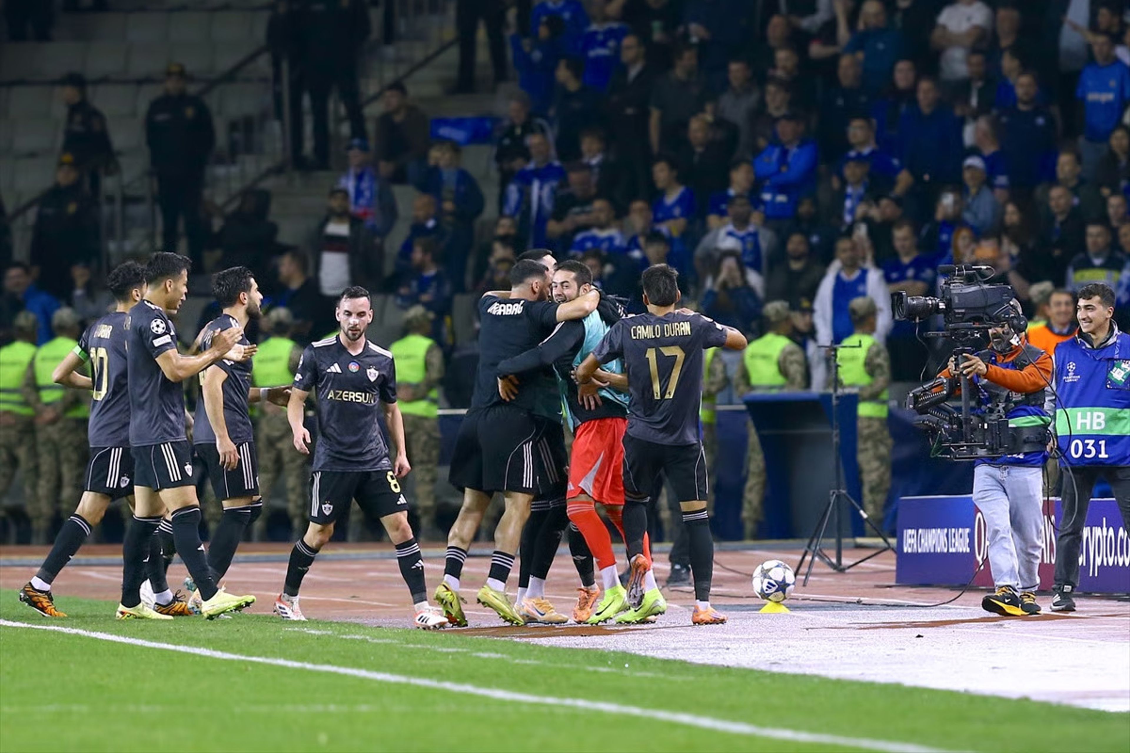 Chelsea, Bakü'de zorlandı: UEFA Şampiyonlar Ligi'nde denge bozulmadı