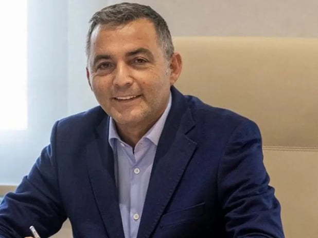 Rüşvet ve yolsuzluk iddianamesi Niyazi Nefi Kara'nın da aralarında bulunduğu 41 kişiye uzandı