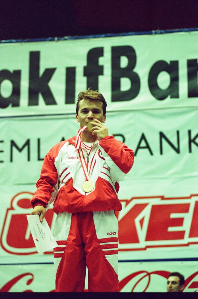 Üst üste gelen olimpiyat şampiyonlukları