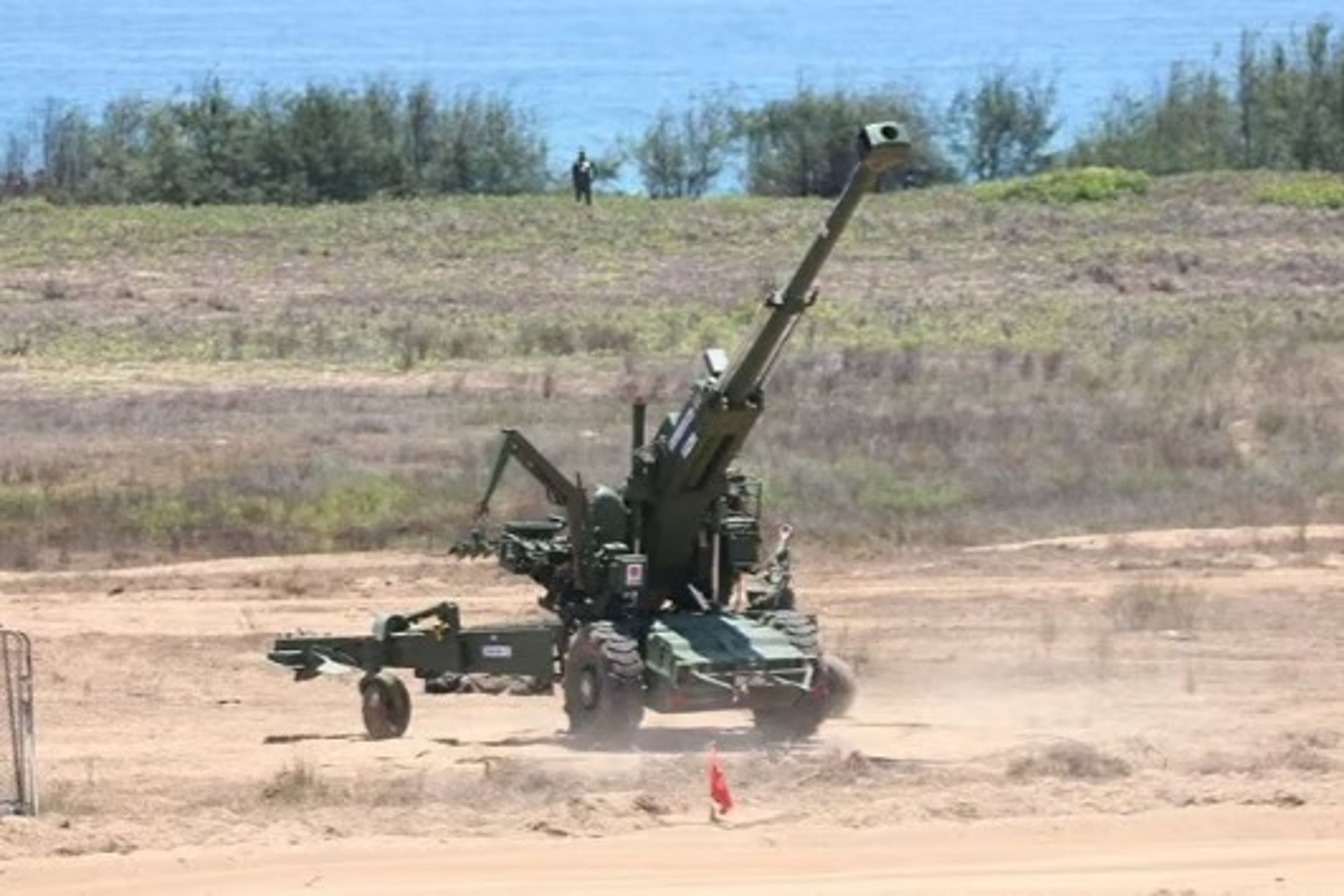 Hindistan 300 adet Dhanush 155 mm obüs siparişi vermeye hazırlanıyor