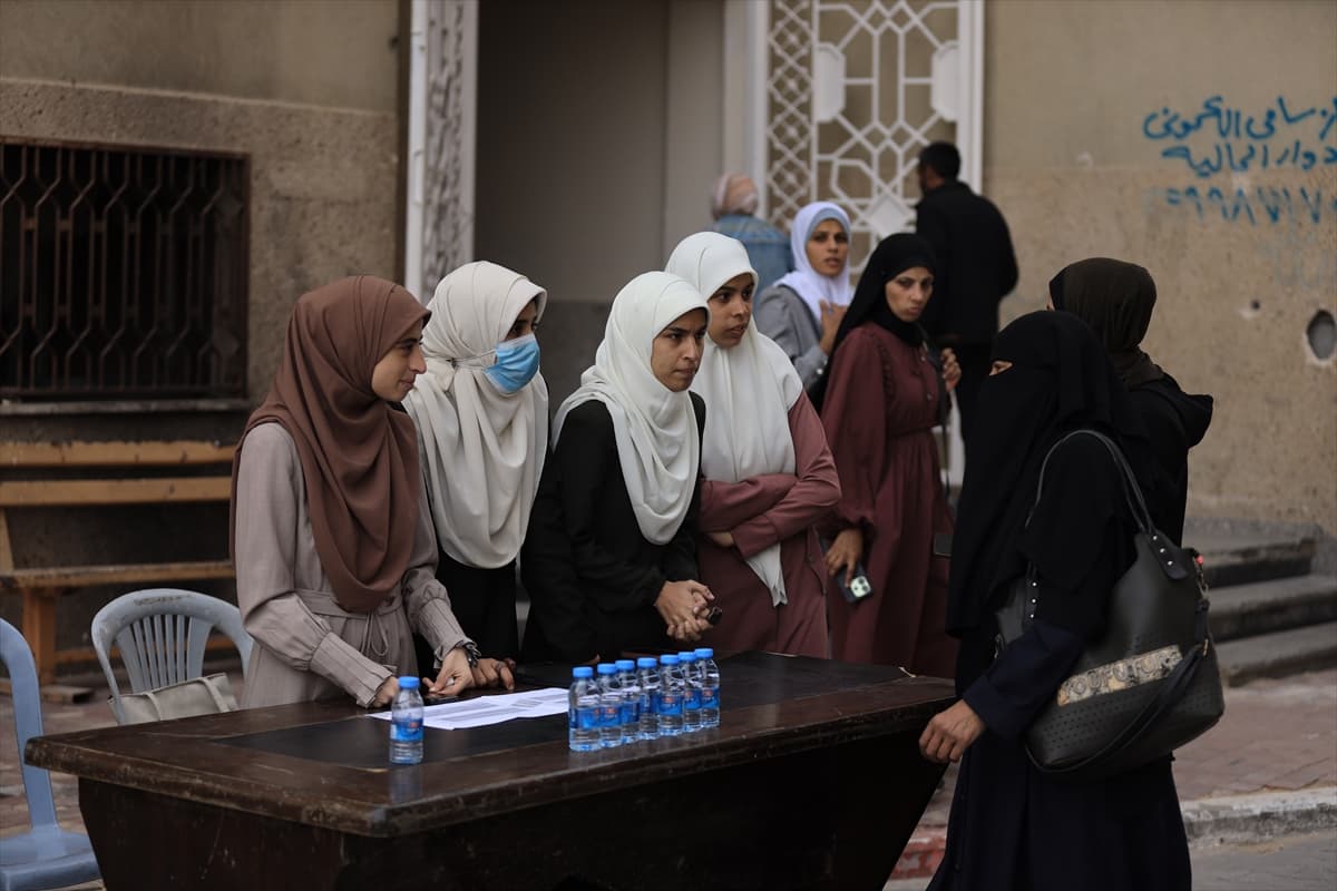 Gazze İslam Üniversitesi'nde yüz yüze öğretim başladı
