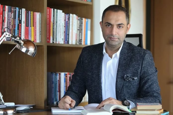 Gazeteci Murat Ağırel'den kan donduran tehditlere isyan: Bir baba olarak yardım istiyorum