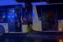 Başakşehir’de İETT otobüsleri çarpıştı: Yaralılar var