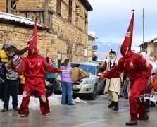 Kuzey Makedonya’da 14 asırlık gelenek: Vevçani Karnavalı başladı