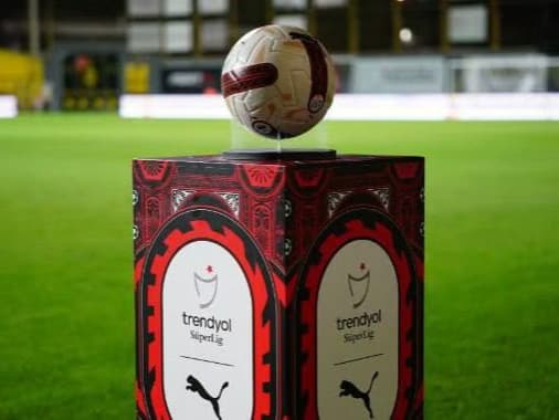 Süper Lig'de yayın gelirleri açıklandı: Galatasaray zirvede