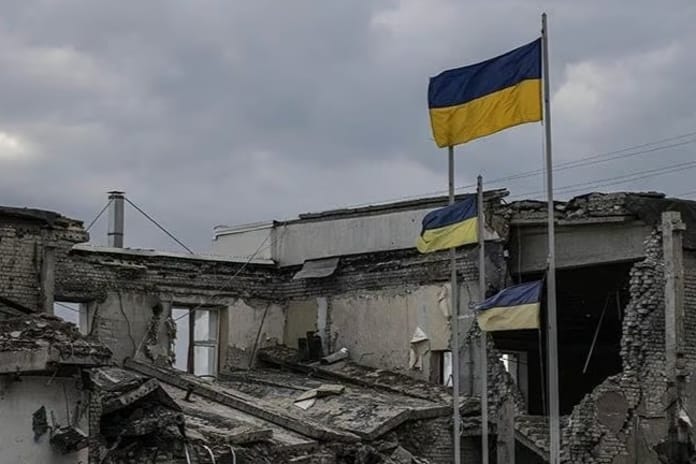 Rus ordusu Kiev'e saldırılar düzenledi: 9 ölü