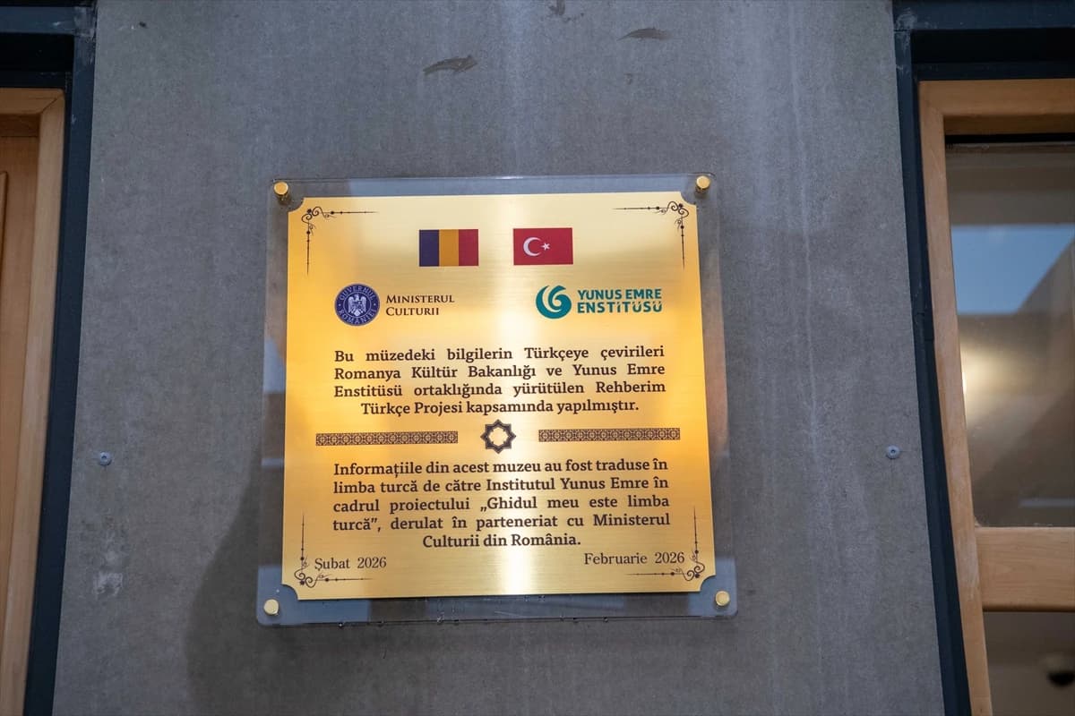 Harşova Kalesi'ni ziyaret edenler için Türkçe rehber