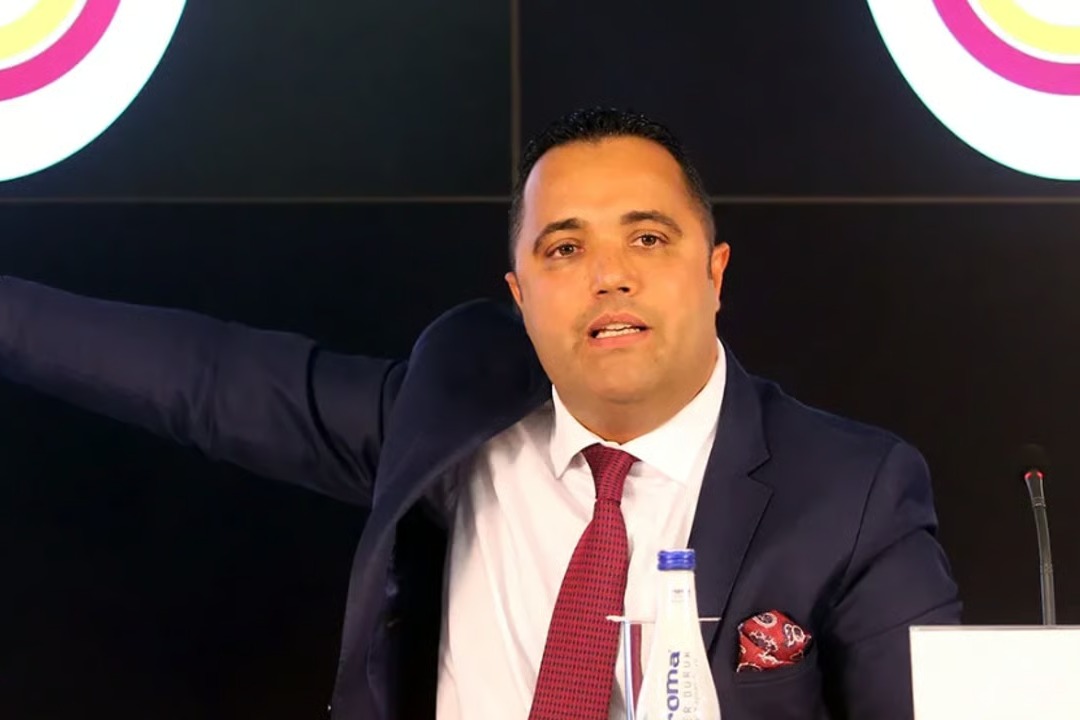 Kayınvalidesi üzerinden milyarlık vurgun