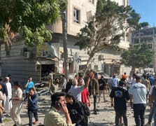 İran’ın Bender Abbas kentinde binada patlama