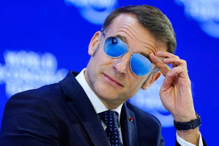 Macron’dan sosyal medya uyarısı: Her şeye bakarken hiçbir şey göremeyebiliriz