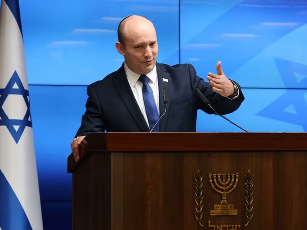 Bennett'in hesabı ele geçirildi: İran İstihbaratıyla iş birliği yapın