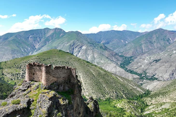 Erzurum'da Hırçer Kalesi havadan görüntülendi