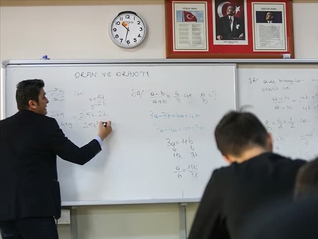 Öğretmenlere yeni sistem getirildi