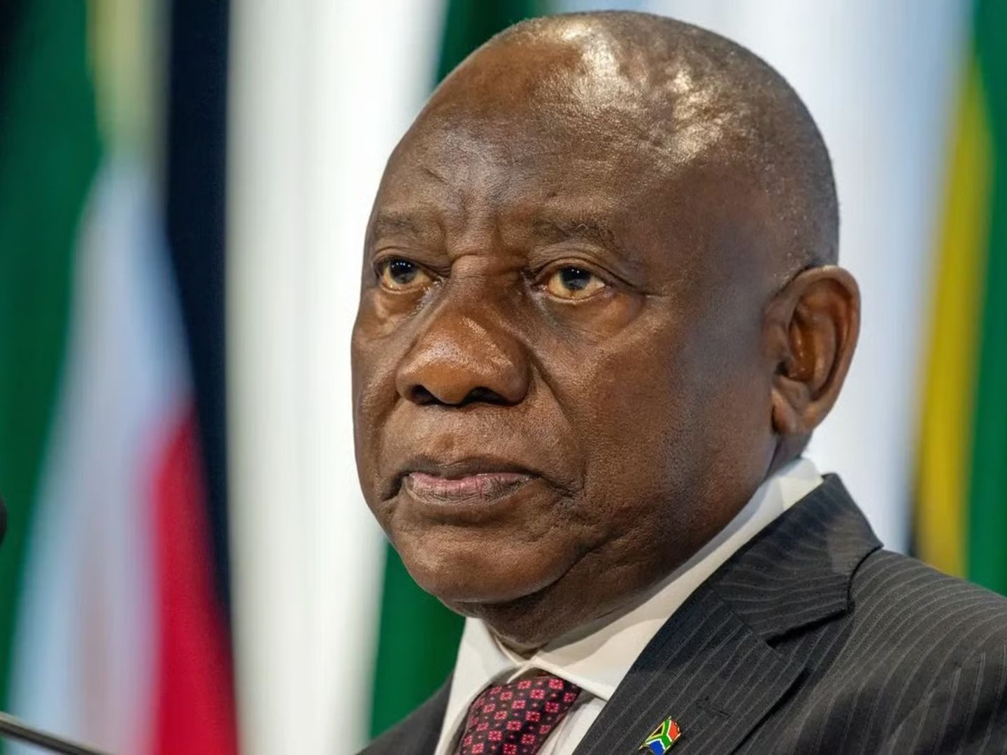 Güney Afrika Devlet Başkanı Ramaphosa hakkında azil soruşturması yeniden açılıyor
