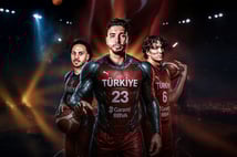 A Milli Basketbol Takımı'ndan tarihi zafer: 12 Dev Adam EuroBasket 2025'te final biletini kaptı