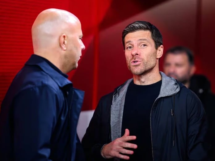 Liverpool'da Arne Slot dönemi sallantıda: Rota Xabi Alonso