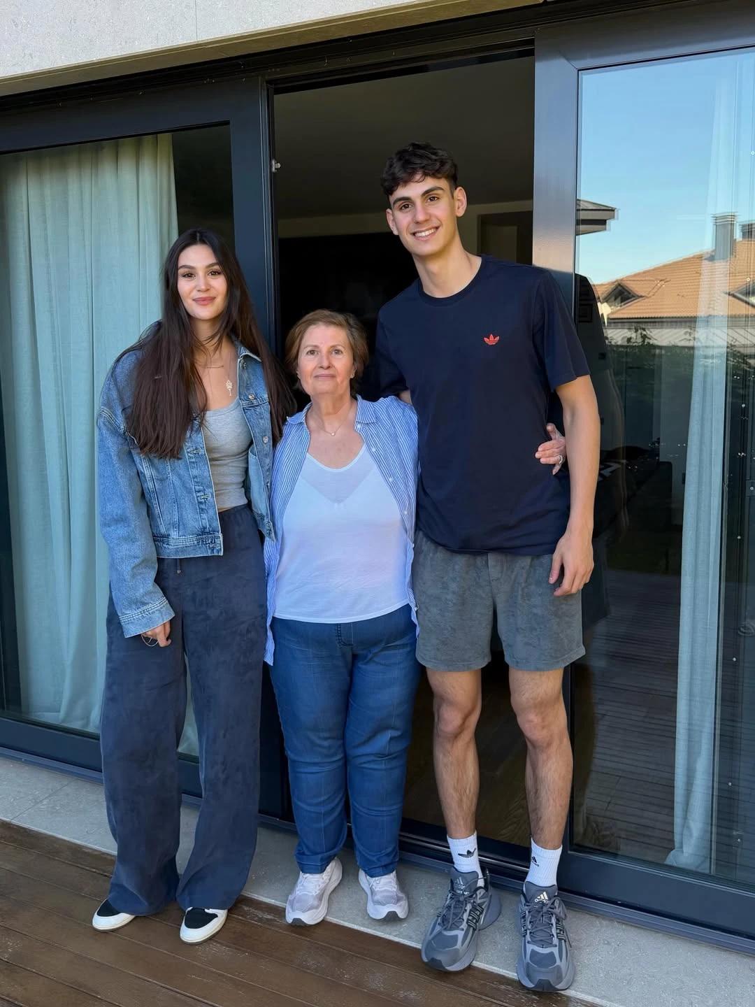 Demet Şener ne paylaştı