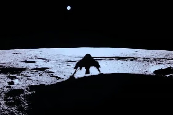 Ay toprağıyla oksijen ve yakıt üretme teknolojisi geliştirildi